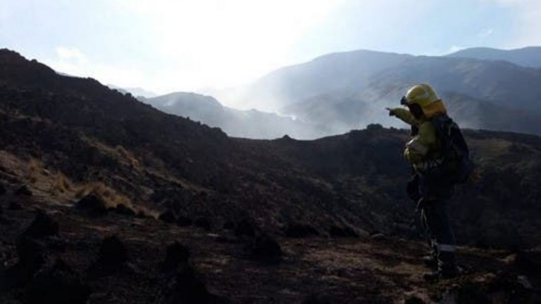 “tucuman-se-quema-y-los-recursos-se-acaban”:-bomberos-voluntarios-exigen-el-pago-de-los-subsidios