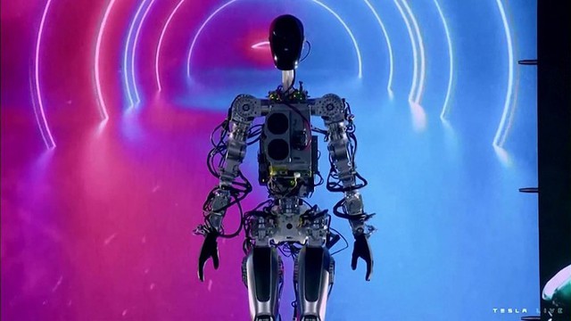 elon-musk-presento-un-robot-que-hara-las-tareas-rutinarias-de-los-seres-humanos:-cuanto-costara